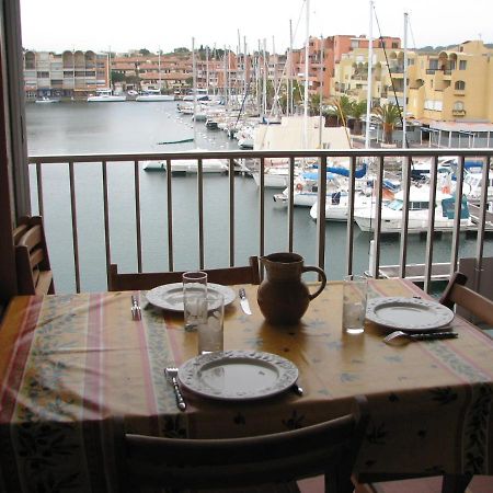Studio Gruissan Vue Port Екстериор снимка